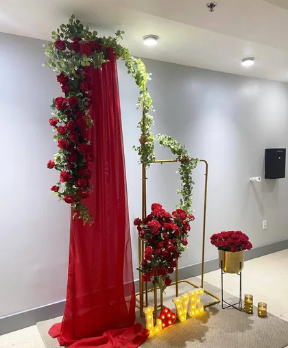 Roses and a backdrop